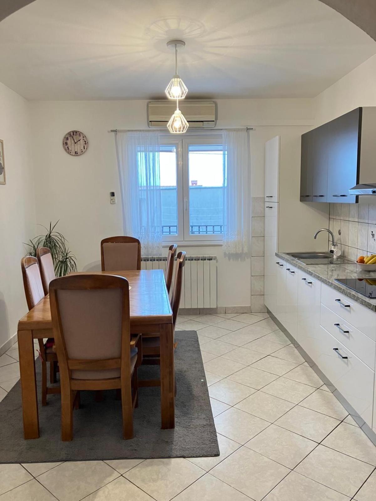 Apartment *Biba* 두기라트 외부 사진